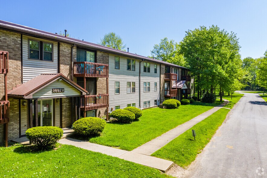 More Photos Of 10795 Timbercrest Dr, Meadville Apartments For Sale
