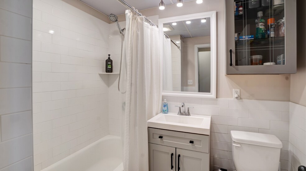 More Photos Of 16 Newhall St, Lynn Apartments For Sale