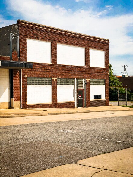More Photos Of 11 NW 8th St, Oklahoma City Warehouse For Lease