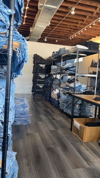 More Photos Of 12343-12345 W Dixie Hwy, North Miami Storefront For Lease