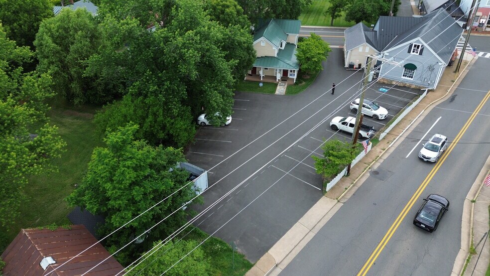 More Photos Of 6491 Main St, The Plains Medical For Lease