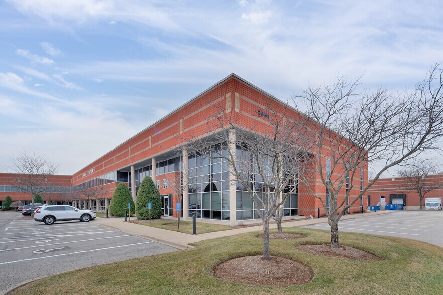 More Photos Of 2600 Stanley Gault Pky, Louisville Light Manufacturing For Lease