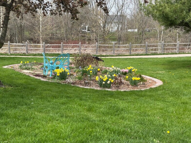 More Photos Of 114 N Putnam St, Williamston Freestanding For Sale