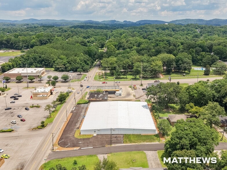 Primary Photo Of 2245 1st St NW, Center Point Self Storage For Sale