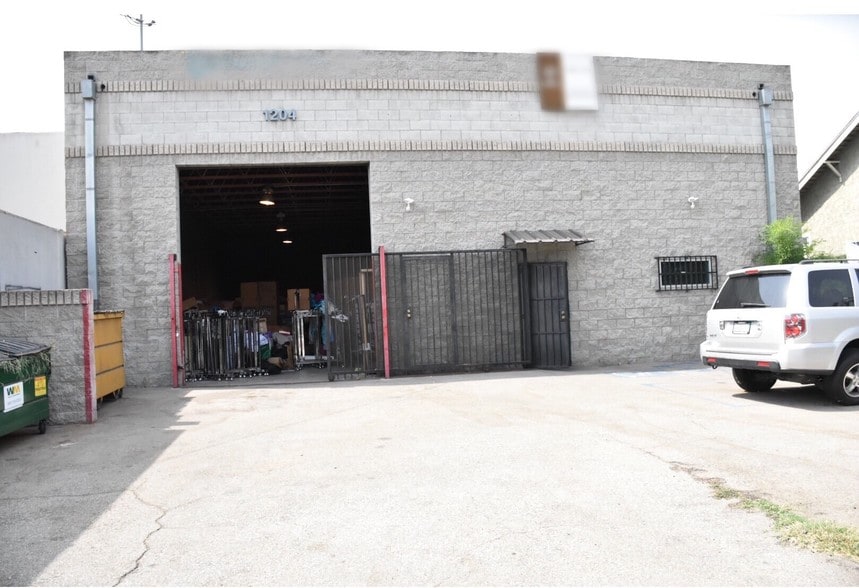 Primary Photo Of 1204 E 58th Dr, Los Angeles Warehouse For Sale