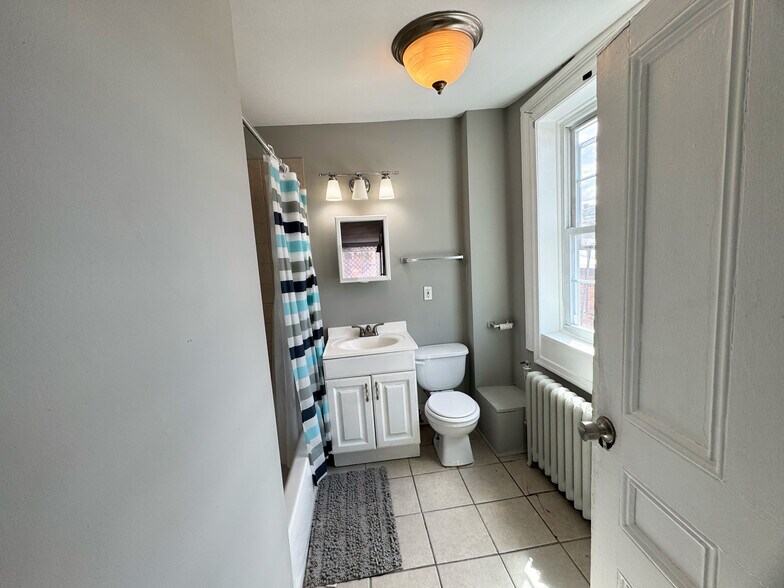 More Photos Of 814 Park Ave, Baltimore Apartments For Sale