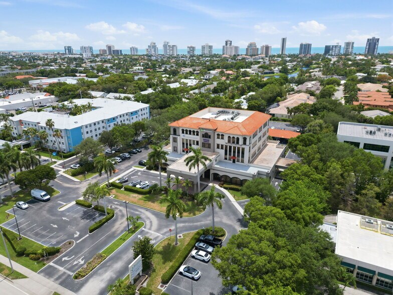 More Photos Of 4851 tamiami Trl N, Naples Office For Lease