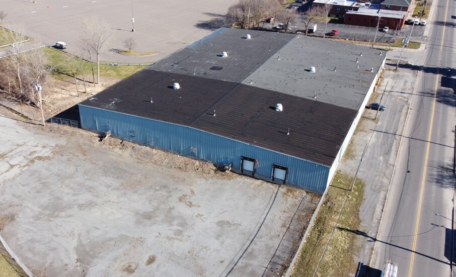 More Photos Of 513-539 E Hiawatha Blvd, Syracuse Warehouse For Lease
