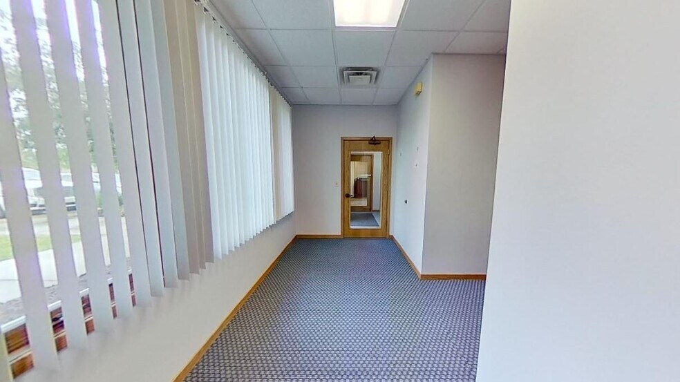 More Photos Of 2410 Woodlake Dr, Okemos Unknown For Lease