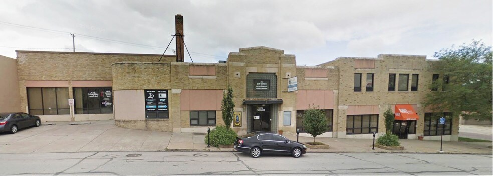 More Photos Of 2679 Farnam St, Omaha Office For Sale