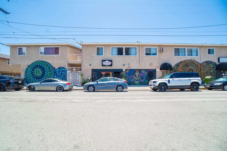 More Photos Of 1090 Redondo Ave, Long Beach Storefront Retail Residential For Sale