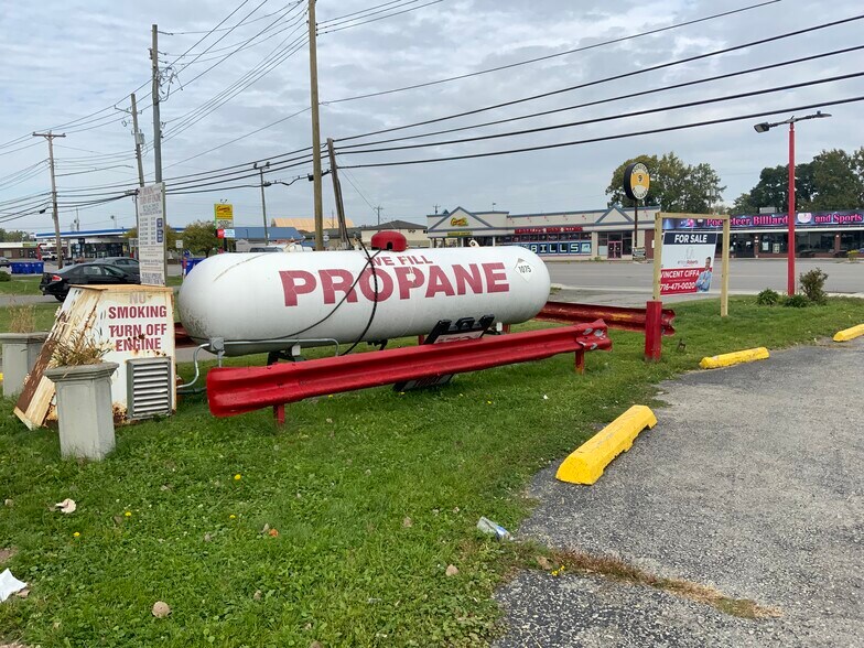 More Photos Of 2467 Clinton St, West Seneca Carwash For Sale