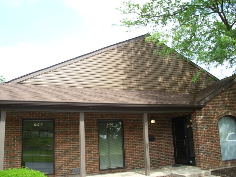 More Photos Of 611 Park Meadow Rd, Westerville Office For Lease