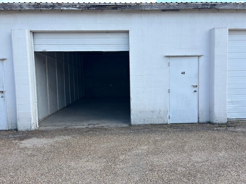 More Photos Of 5566 Ayers St, Corpus Christi Manufacturing For Sale