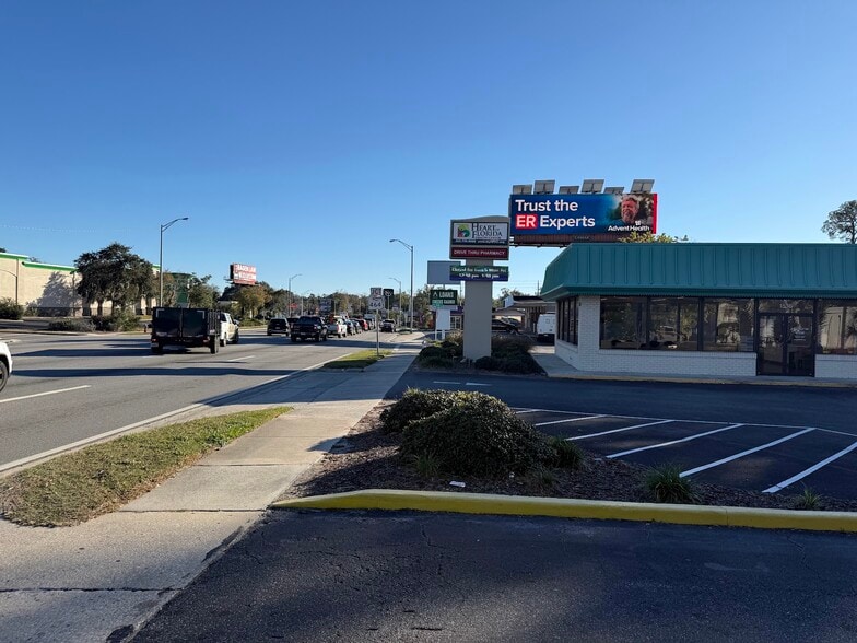 More Photos Of 1536 S Pine Ave, Ocala Fast Food For Lease