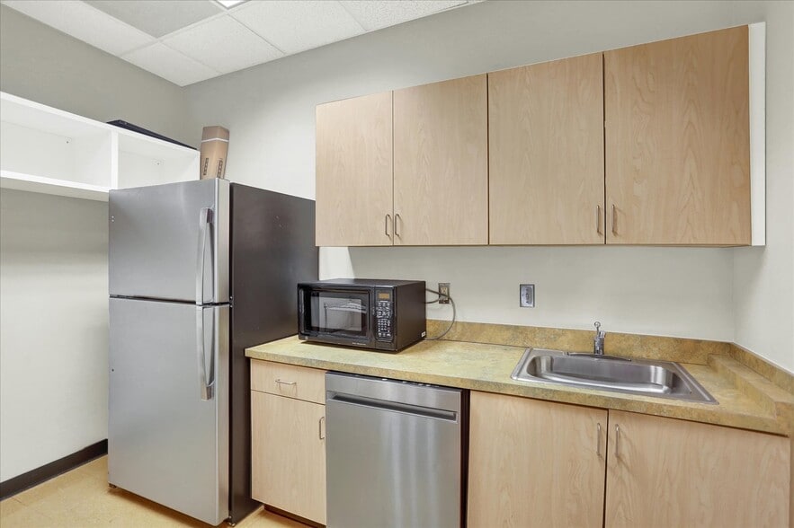 More Photos Of 9085 E Mineral Cir, Centennial Office For Lease