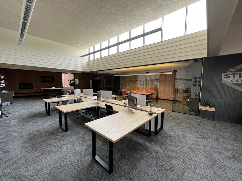 More Photos Of 6850 W Fairview Ave, Boise Office For Sale