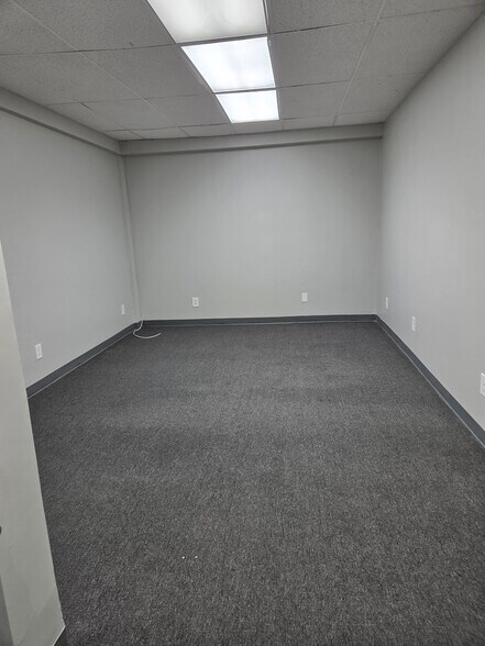 More Photos Of 8400 Bustleton Ave, Philadelphia Medical For Lease