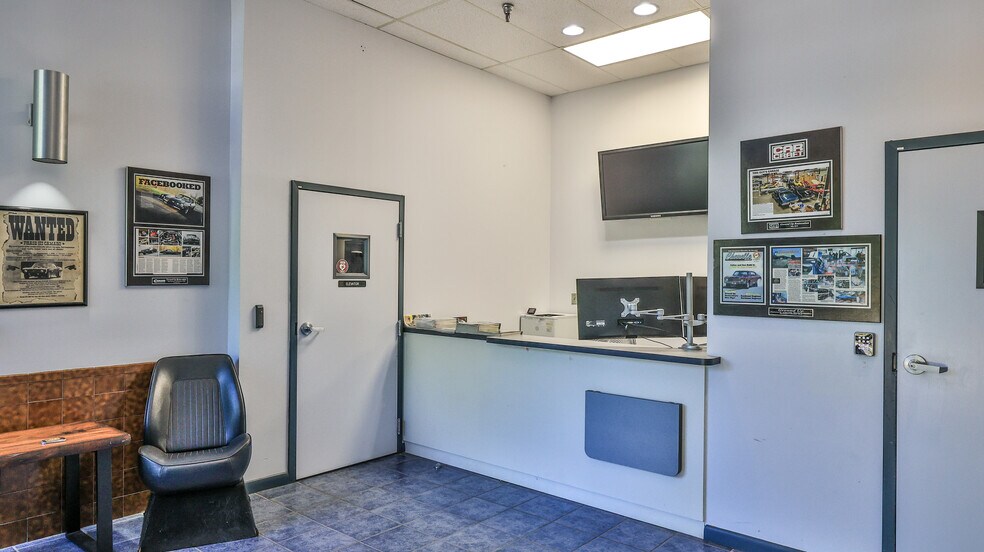 More Photos Of 2 Commerce Blvd, Palm Coast Warehouse For Lease
