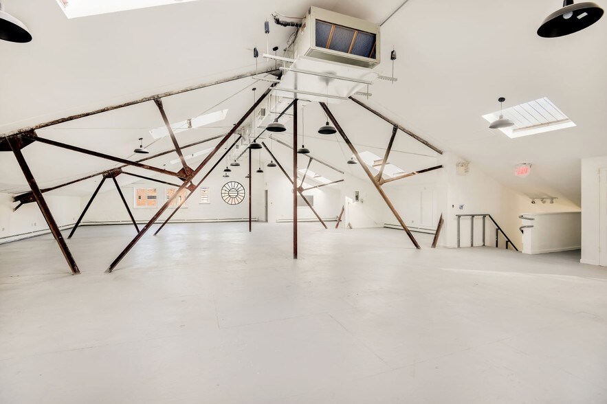 More Photos Of 400-408 3rd Ave, Brooklyn Storefront Retail Office For Lease