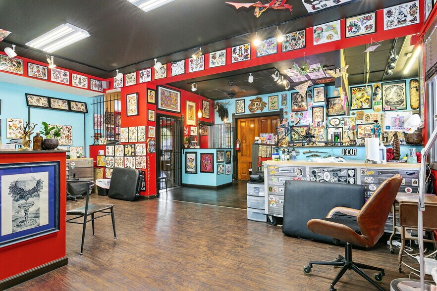 More Photos Of 203 W Myrtle St, Fort Collins Freestanding For Lease