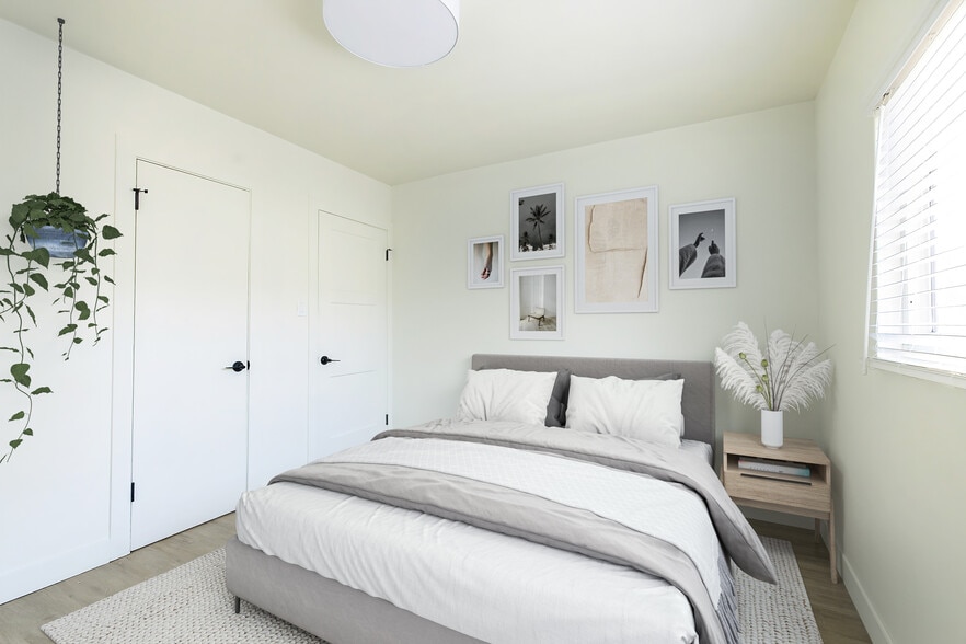 More Photos Of 5074 Madison Ave, San Diego Apartments For Sale