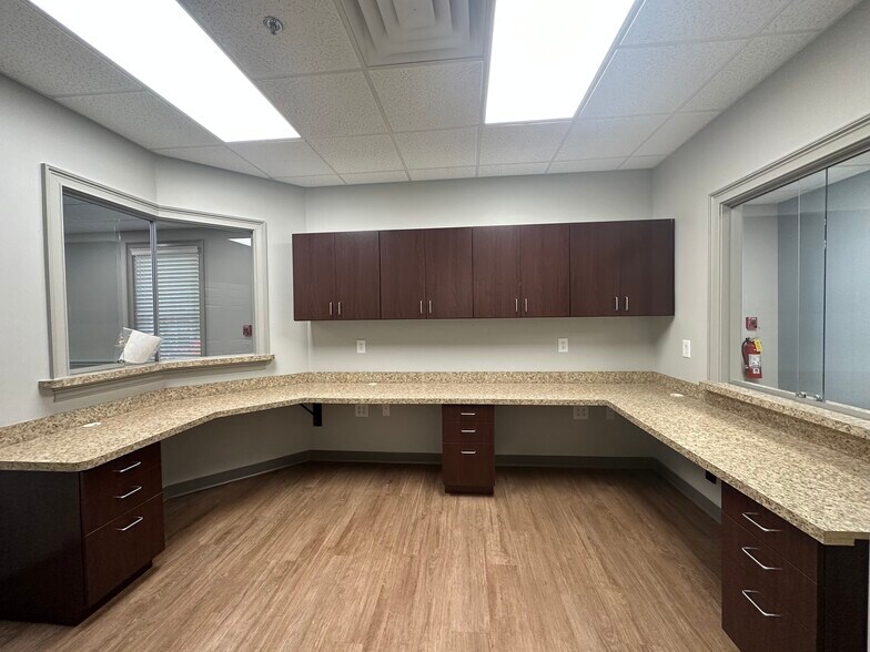 More Photos Of 1500 Oglethorpe Ave, Athens Medical For Sale