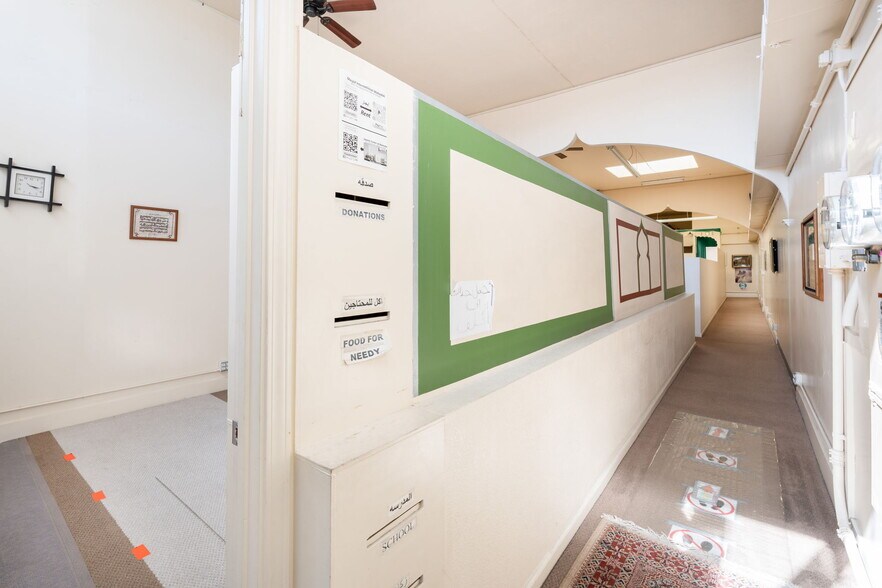 More Photos Of 4820 International Blvd, Oakland General Retail For Sale