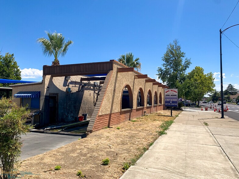 More Photos Of 312 Main St, Red Bluff Carwash For Sale