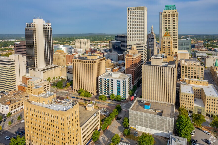 More Photos Of 522 S Boston Ave, Tulsa Apartments For Lease