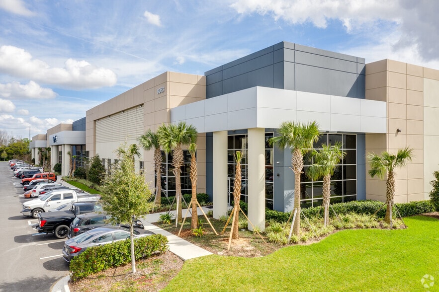 More Photos Of 8063 Beacon Lake Dr, Orlando Unknown For Lease