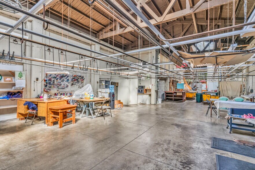 More Photos Of 233-235 Baldwin Ave, San Mateo Storefront For Sale