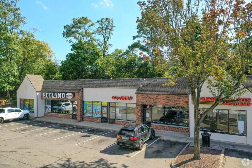 More Photos Of 206-216 Glen Cove Ave, Glen Cove Unknown For Lease