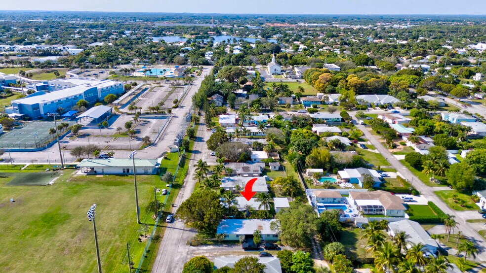 More Photos Of 323 De Carie St, Delray Beach Apartments For Sale