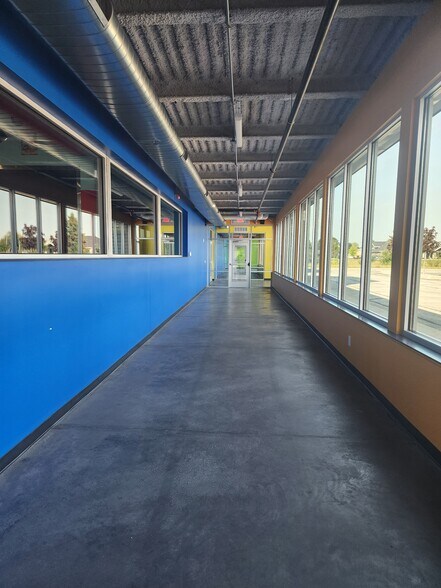 More Photos Of 8845 Gratiot Rd, Saginaw Freestanding For Sale