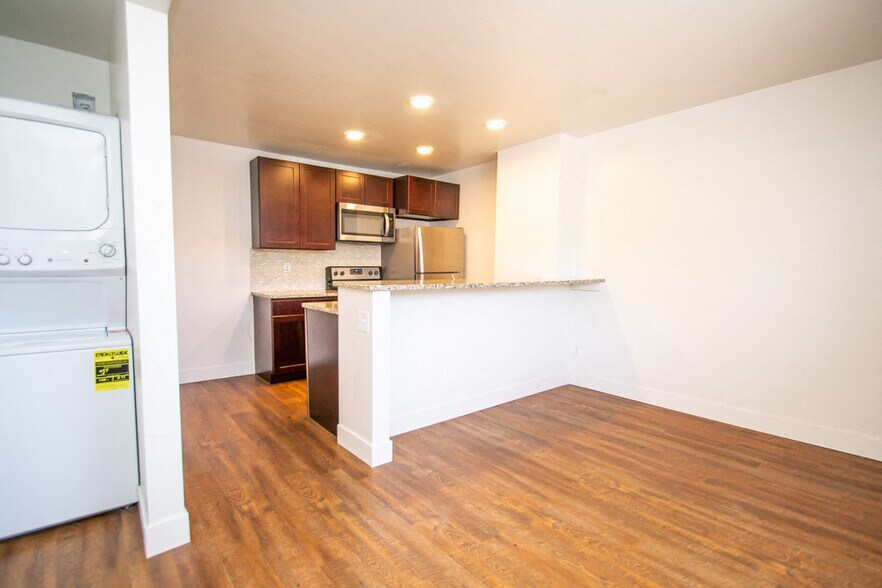 More Photos Of 2455 S Gaylord St, Denver Apartments For Sale