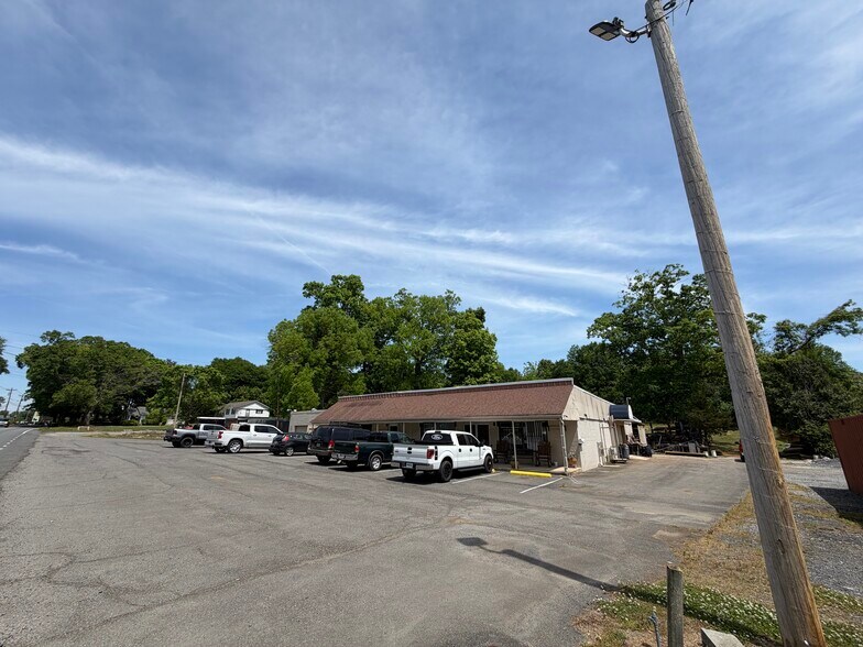 More Photos Of 1913 Dug Gap Rd, Dalton Light Distribution For Sale