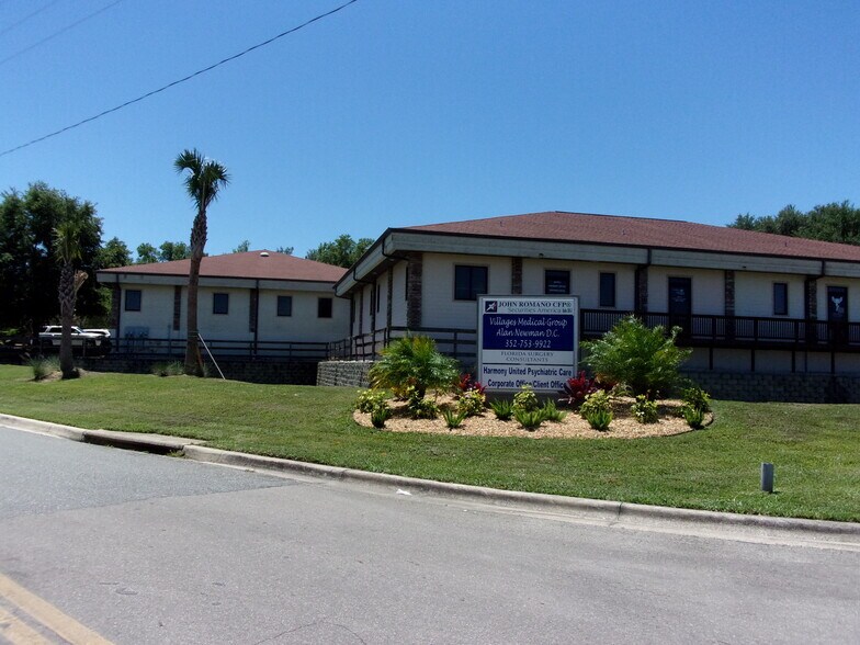 More Photos Of 305 Skyline Dr, Lady Lake Medical For Lease