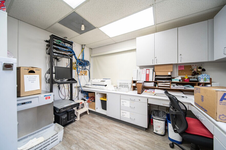 More Photos Of 315 E Route 66, Glendora Healthcare For Lease