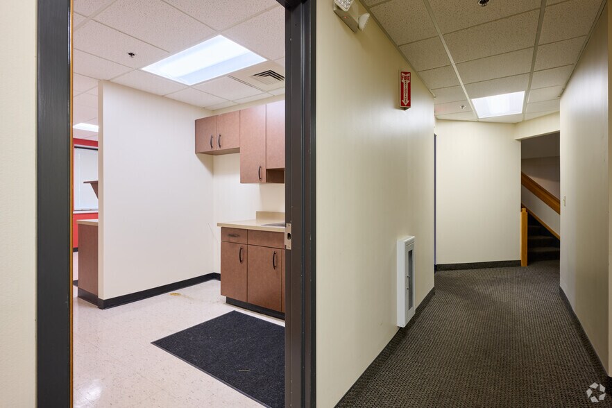 More Photos Of 300 Main St, East Rochester Medical For Lease