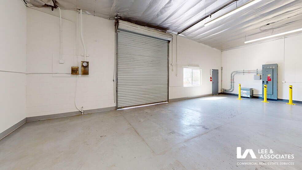 More Photos Of 1481-1493 Cota Ave, Long Beach Warehouse For Lease
