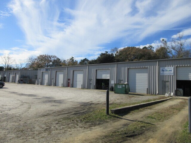 More Photos Of 30 Bridge Ct, Sumter Flex For Lease