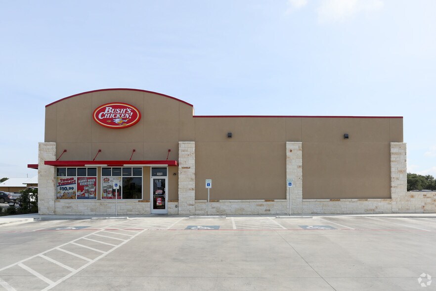 More Photos Of 1550 River Rd, Boerne Fast Food For Sale