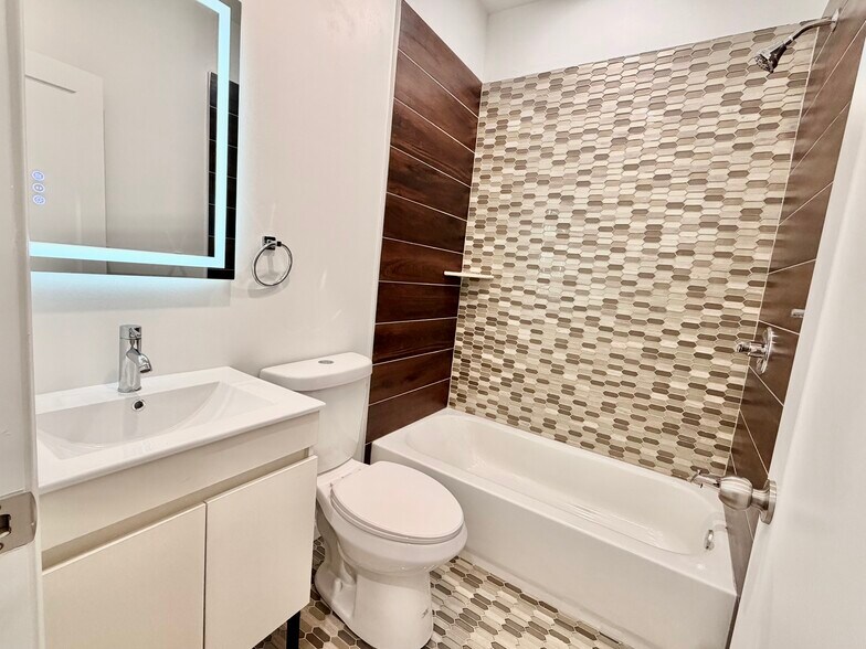 More Photos Of 5352 Cedar Ave, Philadelphia Apartments For Sale