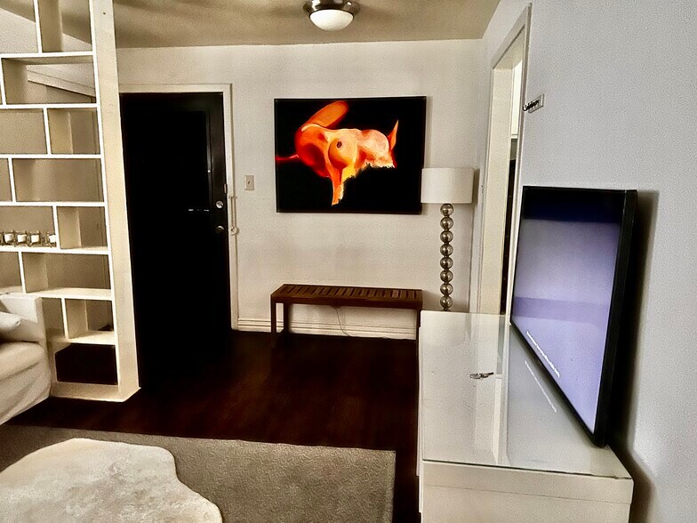 More Photos Of 714-724 E 11th St, Houston Apartments For Sale