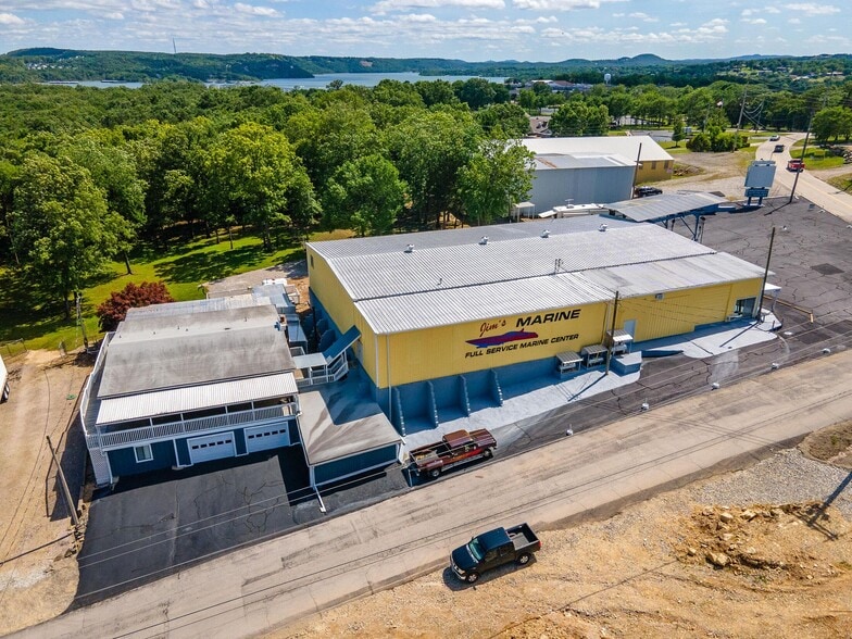 More Photos Of 26 Kimberling Blvd, Kimberling City Manufacturing For Sale