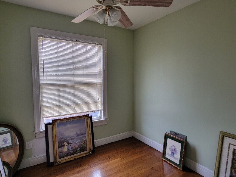 More Photos Of 2011 Binz St, Houston Apartments For Sale