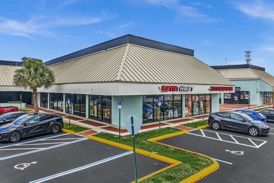 More Photos Of 4412-4678 N University Dr, Lauderhill Unknown For Lease