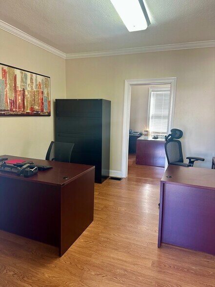 More Photos Of 901 E Washington St, Orlando Office For Lease