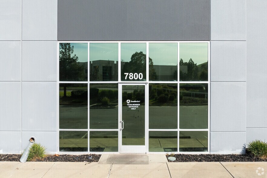 More Photos Of 7800-7848 Las Positas Rd, Livermore Research And Development For Lease